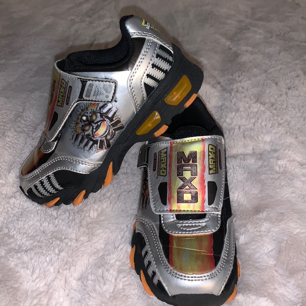 Kids shoes